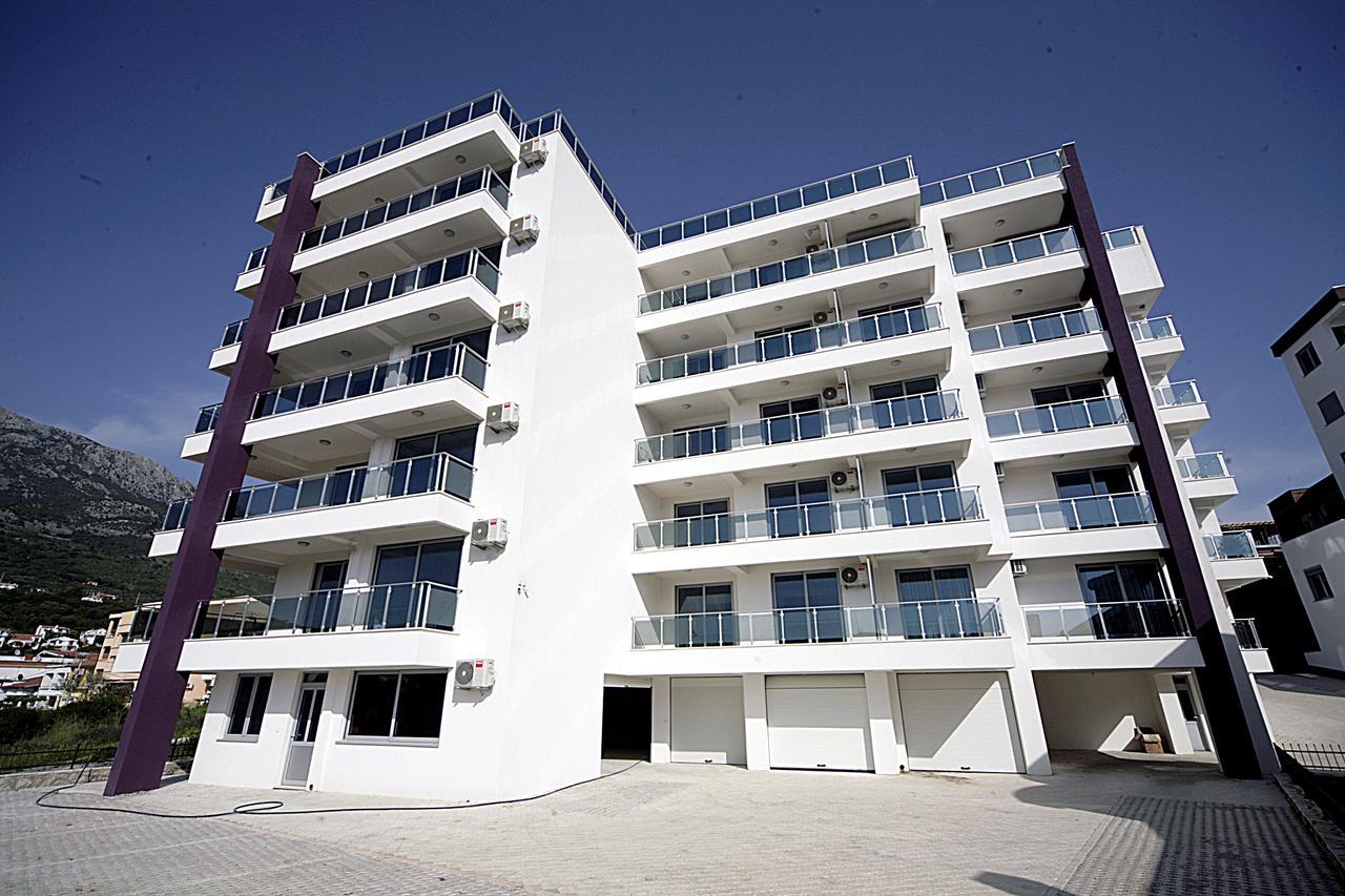 Sea Star Apartment Dobra Voda Extérieur photo