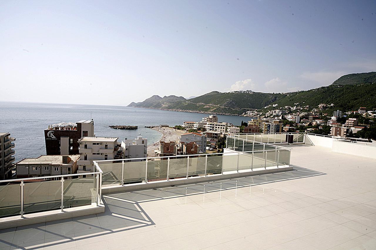 Sea Star Apartment Dobra Voda Extérieur photo